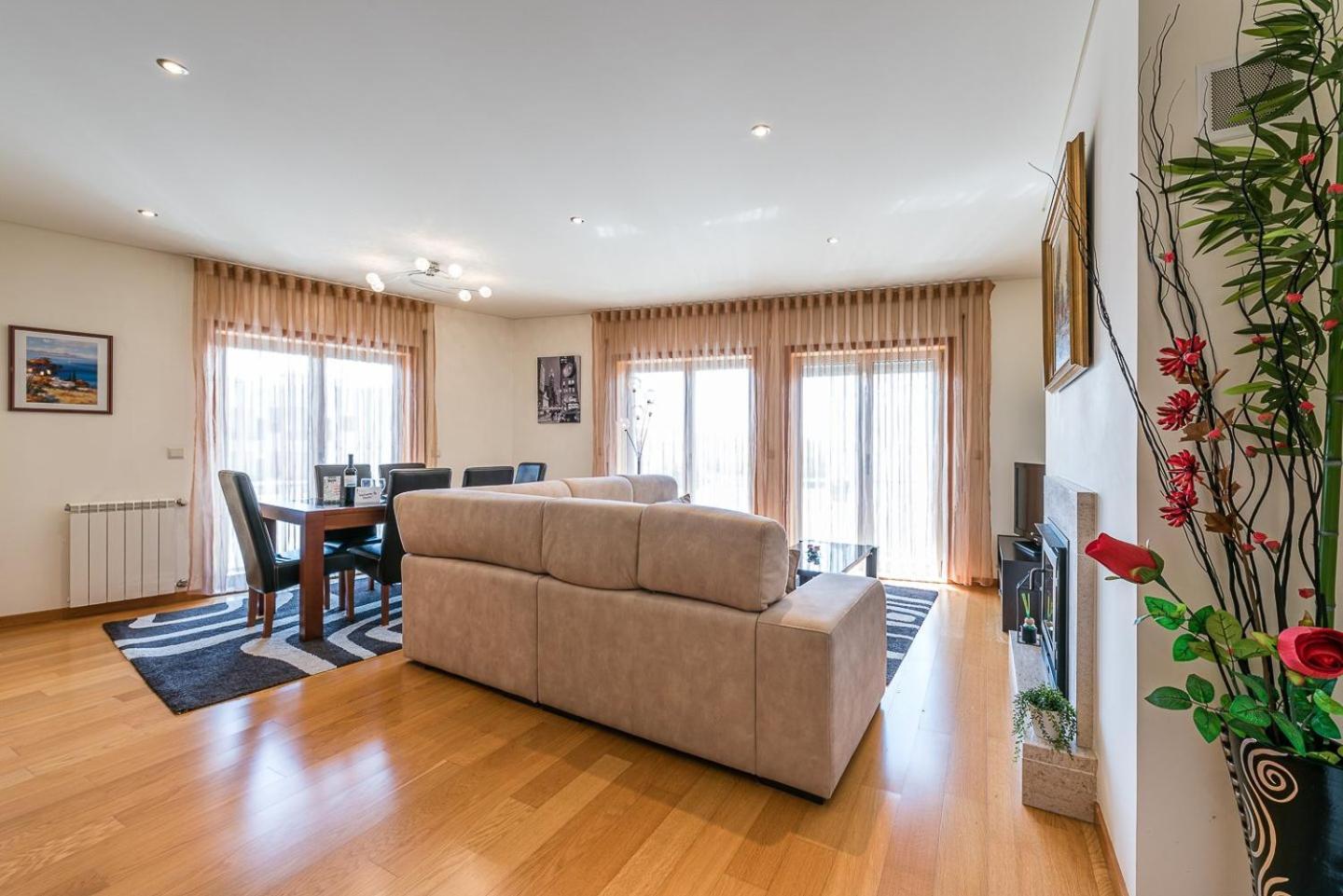 Apartament Guestready - Luxe Living By The Pool Póvoa de Varzim Zewnętrze zdjęcie
